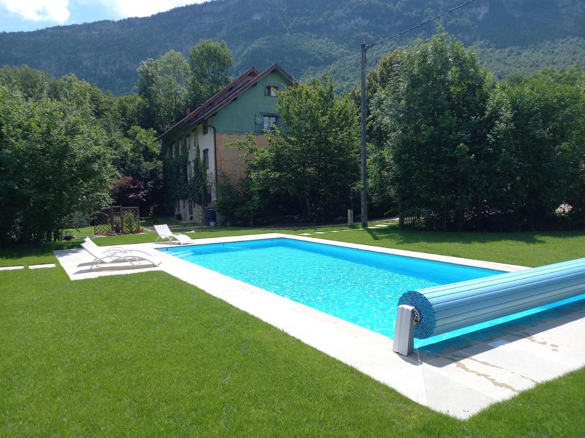 La Clairiere Du Moulin Bed and Breakfast Lepin-le-Lac Exterior foto